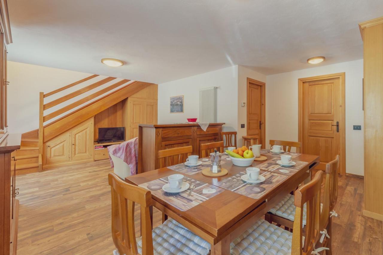 Casa Jasmine Apartment Courmayeur Bagian luar foto