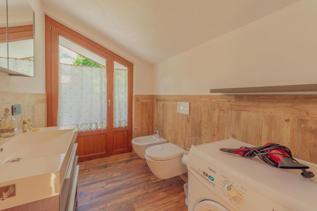 Casa Jasmine Apartment Courmayeur Bagian luar foto